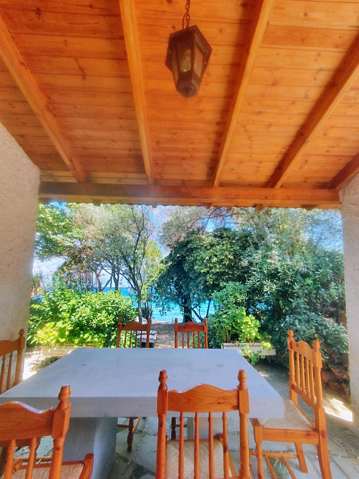 Villa Al-Ari Diakopto Exterior foto